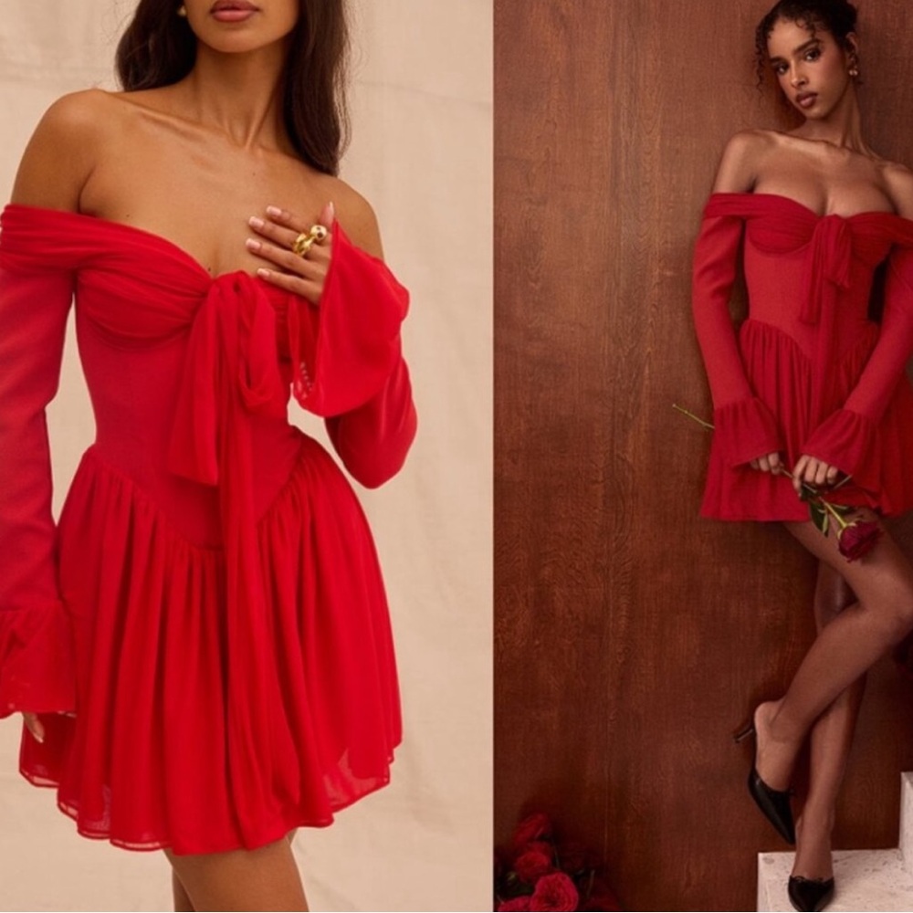 NWOT House of CB 'Alana' Scarlet Off Shoulder
Dress Sz XS Valentines Dress